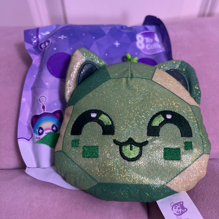 Aphmau MeeMeow Bag Clip Emerald Celestial: Open Bag