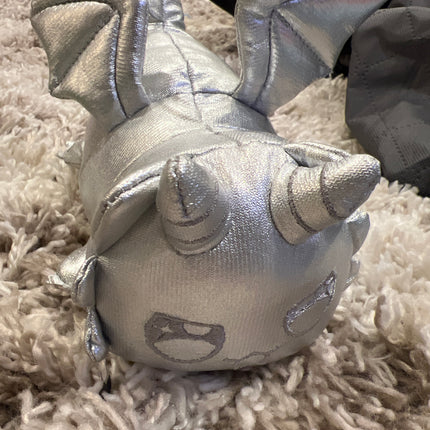 Aphmau MeeMeow 6” Silver Dragon Cat, Gemstone Dragons, Limited Edition: Orphan