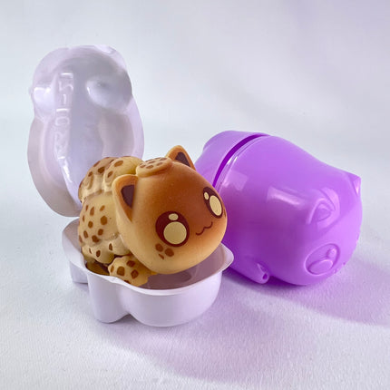 Aphmau MeeMeows Mystery Squishy Figure, Cookie Dough Ice Cream Cat: Open Box