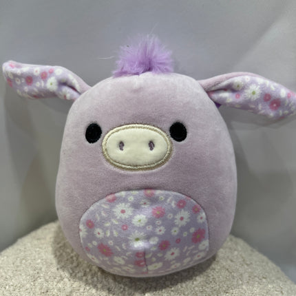Squishmallows 5” Delzi