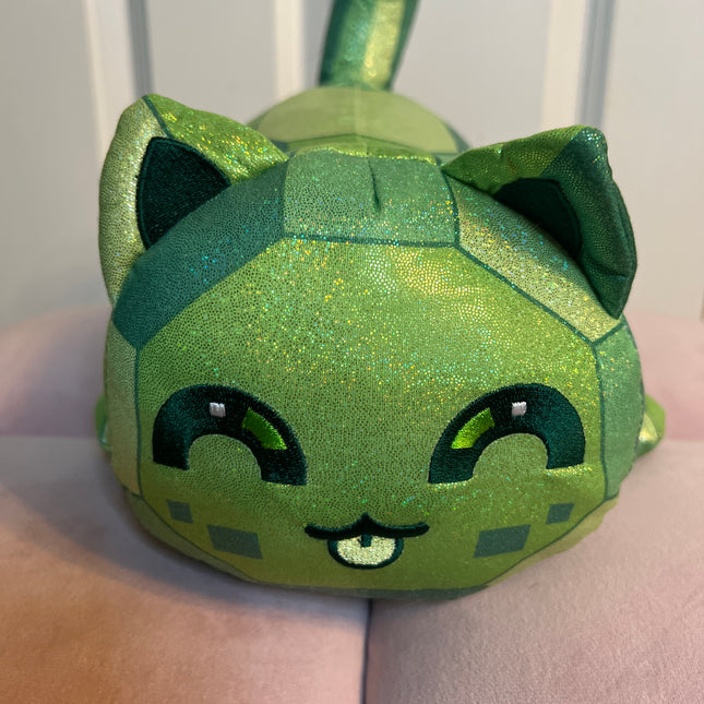 Aphmau MeeMeow 11” Emerald Cat Celestial: Orphan