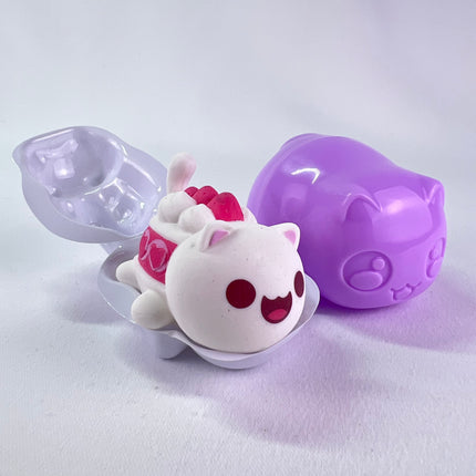 Aphmau MeeMeows Mystery Squishy Figure, Strawberry Shortcake Ice Cream Cat: Open Box