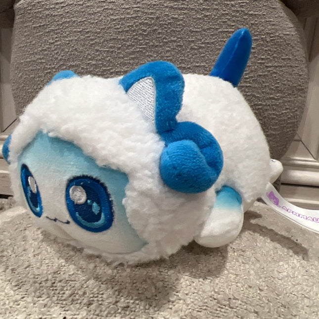 Aphmau MeeMeow 6” Sheep Pierce Cat Aphmau & Friends Exclusive: Orphan