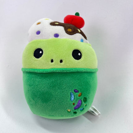 Moriah Elizabeth Cupcake Pickle, Dessert Plush Series 2 (6 inch): Orphan