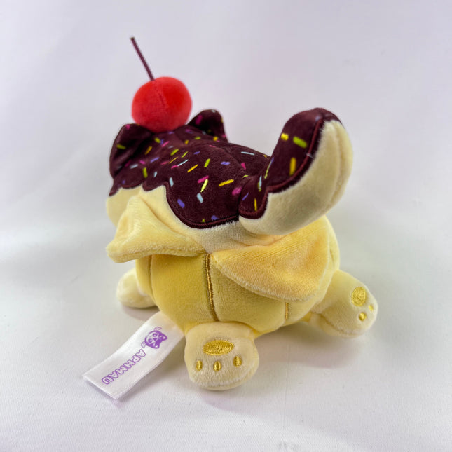 Aphmau MeeMeows 6" Banana Split Cat, Secret Carnival Treats Character, (6 inch): Orphan