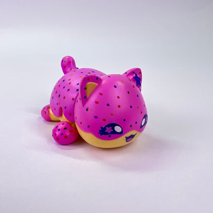 Aphmau MeeMeows Mystery Figure, Frosted Cookie Cat, Carnival Treats, Litter 6: Orphan