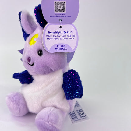 Palm Pals Nora Night Beast, Mythical, Halloween: New with Tags
